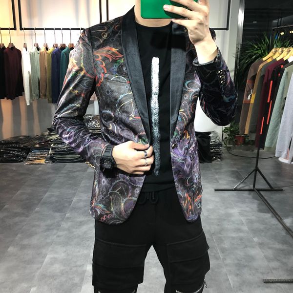 high-end velvet men blazer2020 autumn winter wedding business blazer masculino formal party tuxedo suit jacket veste homme, White;black
high-end velvet men blazer2020 autumn winter wedding business blazer masculino formal party tuxedo suit jacket veste homme, White;black
