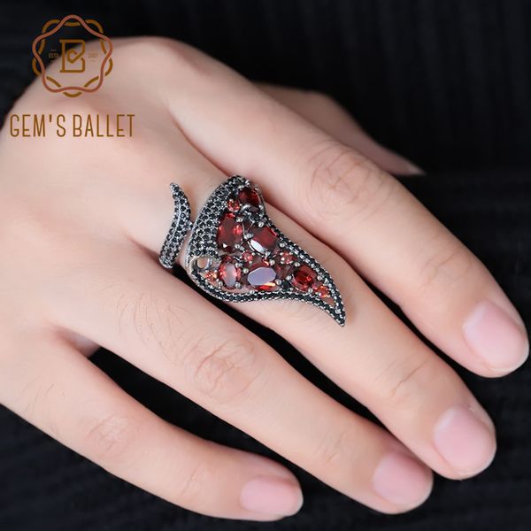 gem's ballet natural red garnet gemstone vintage open finger irregular triangle ring 925 sterling sliver ring for women jewelry, Golden;silver
gem's ballet natural red garnet gemstone vintage open finger irregular triangle ring 925 sterling sliver ring for women jewelry, Golden;silver