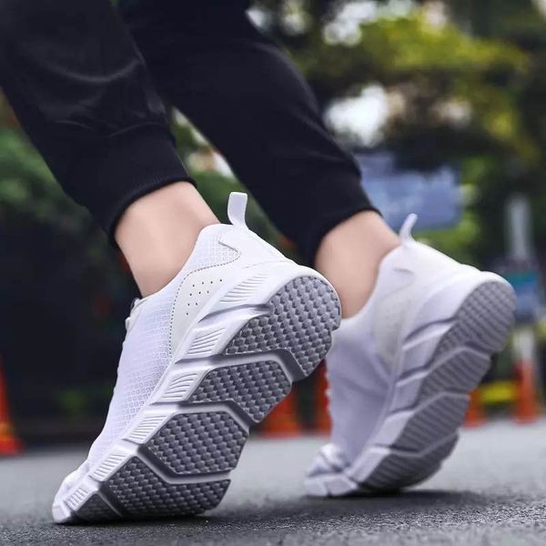 with socks ale fashion luxury running shoes for men women triple black breathable trainer classic outdoor casual sport sneaker, White;red
with socks ale fashion luxury running shoes for men women triple black breathable trainer classic outdoor casual sport sneaker, White;red