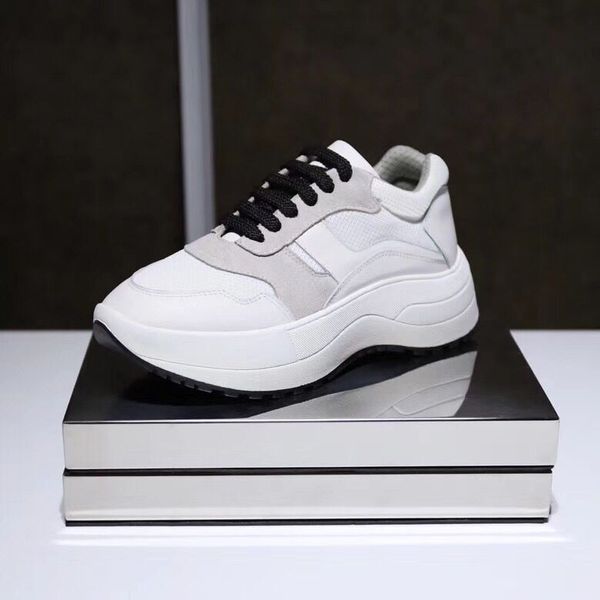 2020 spring new old shoes black and white thick bottom casual sports shoes leather small white increased women's ins
2020 spring new old shoes black and white thick bottom casual sports shoes leather small white increased women's ins