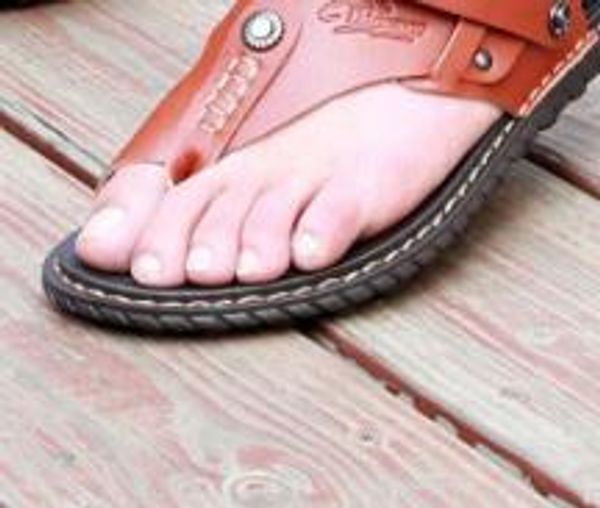 hoes outdoor slippers leather men sandals beach casual sandalias flip flops slip on male shoes, Black
hoes outdoor slippers leather men sandals beach casual sandalias flip flops slip on male shoes, Black