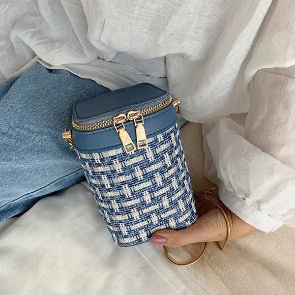 new arrival wool small purses for girls 2019 luxury handbags women bags designer mini chains shoulder crossbody bags for women
new arrival wool small purses for girls 2019 luxury handbags women bags designer mini chains shoulder crossbody bags for women
