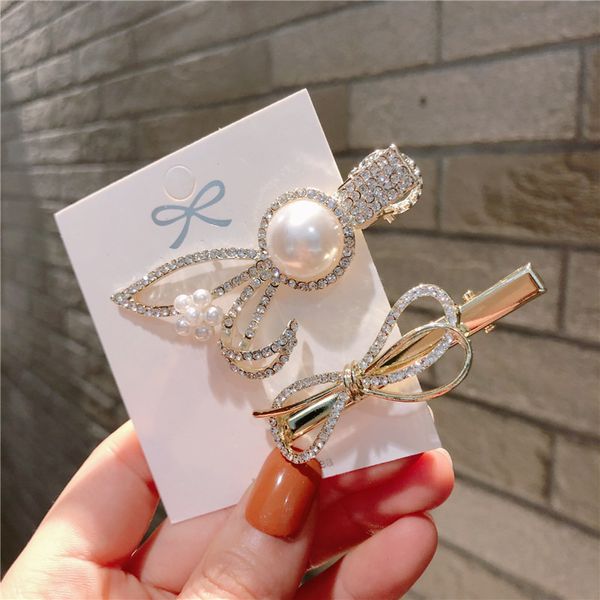 korea style girl hair pins cute cartoon imitation pearl rhinestone bow flower hair clips for women fashion accessories, Golden;white
korea style girl hair pins cute cartoon imitation pearl rhinestone bow flower hair clips for women fashion accessories, Golden;white