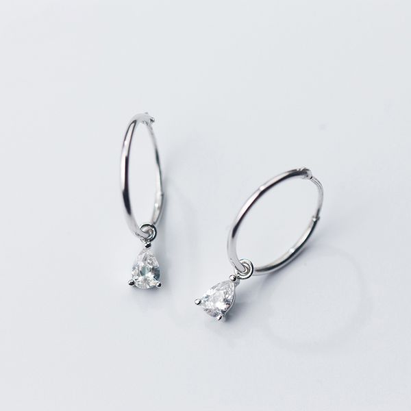 exquisited 925 sterling silver waterdrop charm hoop earring for women simple ear piercing huggie earrings bohemia bijoux brincos, Golden;silver
exquisited 925 sterling silver waterdrop charm hoop earring for women simple ear piercing huggie earrings bohemia bijoux brincos, Golden;silver