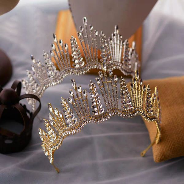 royal princess gold/silver brides tiaras headpieces hairbands clear crystal wedding hair accessories, Golden;white
royal princess gold/silver brides tiaras headpieces hairbands clear crystal wedding hair accessories, Golden;white