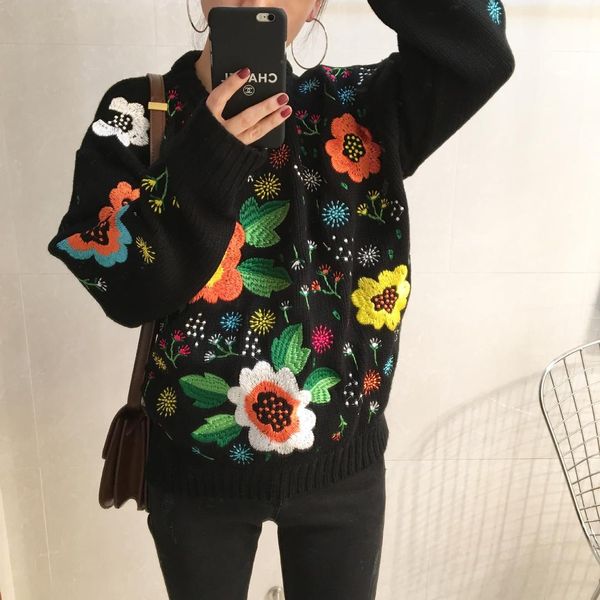 2019 fashion autumn and winter luxury runway fashion knit sweater long-sleeved floral embroidery casual pullover shirt women, White;black
2019 fashion autumn and winter luxury runway fashion knit sweater long-sleeved floral embroidery casual pullover shirt women, White;black