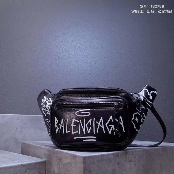 De igner luxury me enger bag leather handbag luxury package female bag luxury fanny pack factory direct ale of bag hipping
De igner luxury me enger bag leather handbag luxury package female bag luxury fanny pack factory direct ale of bag hipping