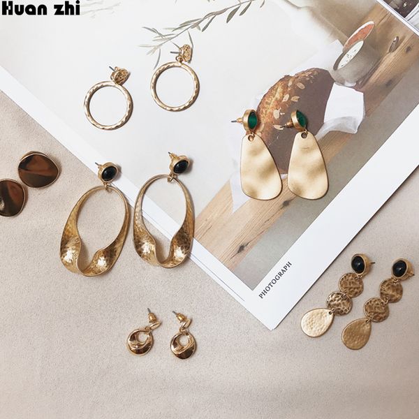 huanzhi vintage simple irregular oval round circle chain metal wave wafer green ball long stud earrings for women girl gift, Golden;silver
huanzhi vintage simple irregular oval round circle chain metal wave wafer green ball long stud earrings for women girl gift, Golden;silver