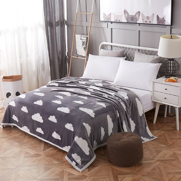thicken plush bedspread blanket 200x230cm high density super soft flannel blanket to on for the sofa/bed/car
thicken plush bedspread blanket 200x230cm high density super soft flannel blanket to on for the sofa/bed/car