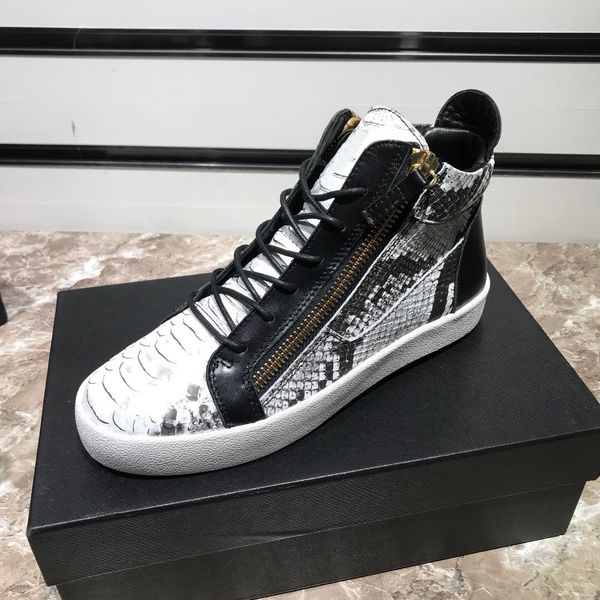 2019 New men designer sneakers brand casual shoes genuine leather lace-up high top snakeskin double zipper flats zapatillas homme size 37-45
2019 New men designer sneakers brand casual shoes genuine leather lace-up high top snakeskin double zipper flats zapatillas homme size 37-45