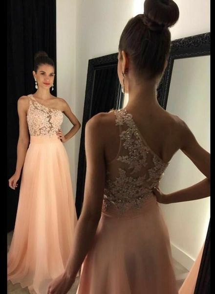 elegant women long a-line beaded one shoulder evening dresses robe de soiree burgundy prom gowns peach vestido de festa custom, Black;red
elegant women long a-line beaded one shoulder evening dresses robe de soiree burgundy prom gowns peach vestido de festa custom, Black;red
