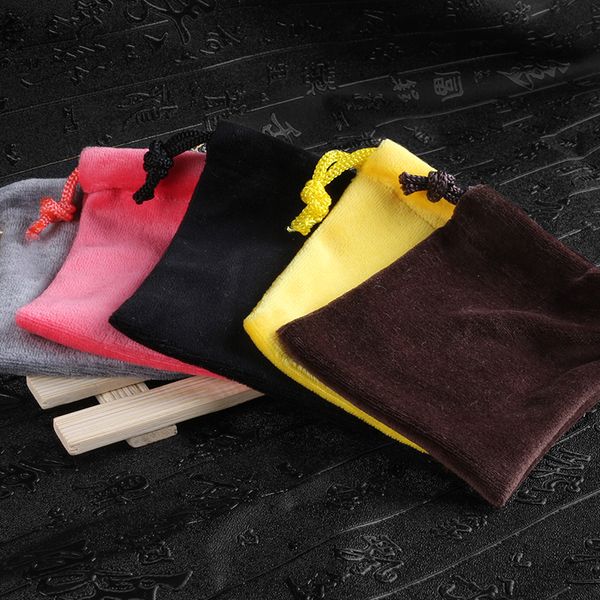 10pcs / серия 10x15cm, 13x17cm, 20x30cm multicolor утолщение мешок бархата дисплея drawstring мешки упаковки ювелирных изделий мешок подарка
10pcs / серия 10x15cm, 13x17cm, 20x30cm multicolor утолщение мешок бархата дисплея drawstring мешки упаковки ювелирных изделий мешок подарка