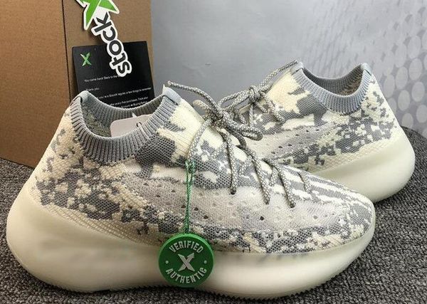 380 v3 kanye west alien designer running shoes men women bold black and stark white citrin 3m outdoor sports sneakers with box
380 v3 kanye west alien designer running shoes men women bold black and stark white citrin 3m outdoor sports sneakers with box