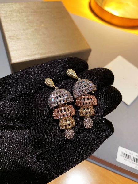 тяжелая промышленность цвет сокровище циркон юбка серьги европы и соединенных штатов большой бренд пользовательских микро-set s925 tremella, Golden 
тяжелая промышленность цвет сокровище циркон юбка серьги европы и соединенных штатов большой бренд пользовательских микро-set s925 tremella, Golden