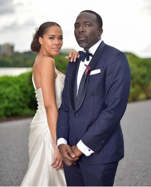 handsome one button navy blue groom tuxedos shawl lapel men suits 2 pieces wedding/prom/dinner blazer (jacket+pants+tie) w845, Black;gray
handsome one button navy blue groom tuxedos shawl lapel men suits 2 pieces wedding/prom/dinner blazer (jacket+pants+tie) w845, Black;gray