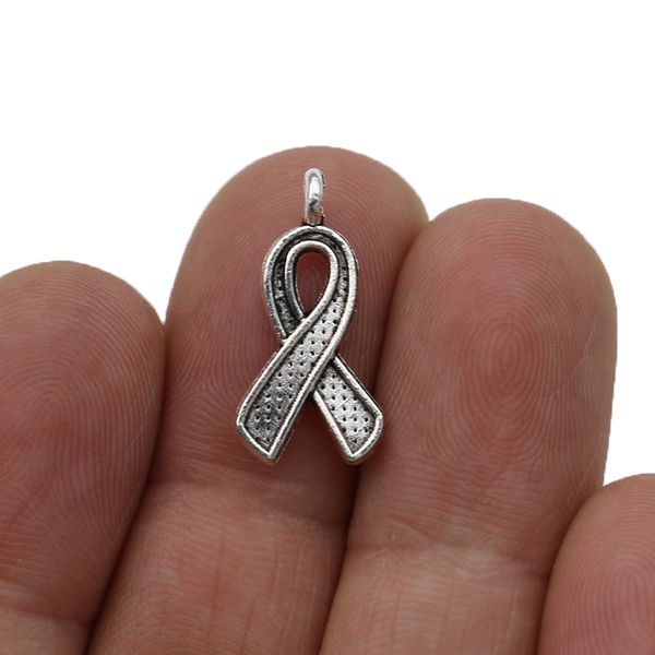 jakongo antique silver plated ribbon charm pendants for jewelry making bracelet diy accessories 20x10mm 20pcs, Bronze;silver
jakongo antique silver plated ribbon charm pendants for jewelry making bracelet diy accessories 20x10mm 20pcs, Bronze;silver