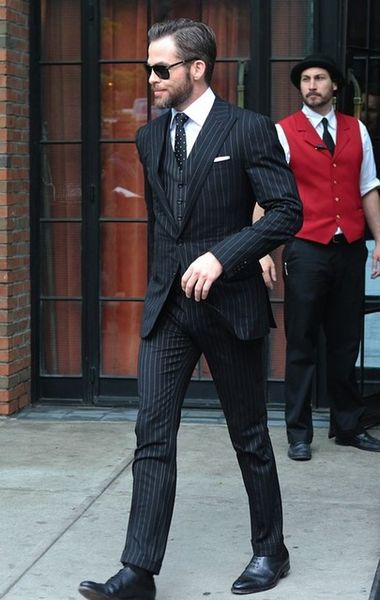 new arrival one button groomsmen peak lapel groom tuxedos men suits wedding/prom man blazer ( jacket+pants+vest+tie) aa88, Black;gray
new arrival one button groomsmen peak lapel groom tuxedos men suits wedding/prom man blazer ( jacket+pants+vest+tie) aa88, Black;gray