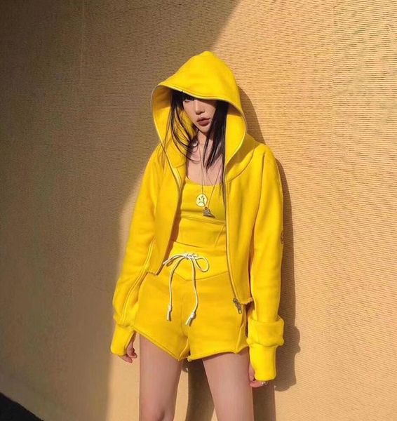 2020 spring summer europe irregular yellow zipper jacket cotton hoodie embroidery vest girl lady women street shorts pants tracksuit set, White
2020 spring summer europe irregular yellow zipper jacket cotton hoodie embroidery vest girl lady women street shorts pants tracksuit set, White