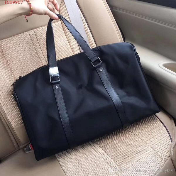 luxury fashion designer men's handbags fashion casual business universal men's computer bag size of size 47*27*18 cm
luxury fashion designer men's handbags fashion casual business universal men's computer bag size of size 47*27*18 cm