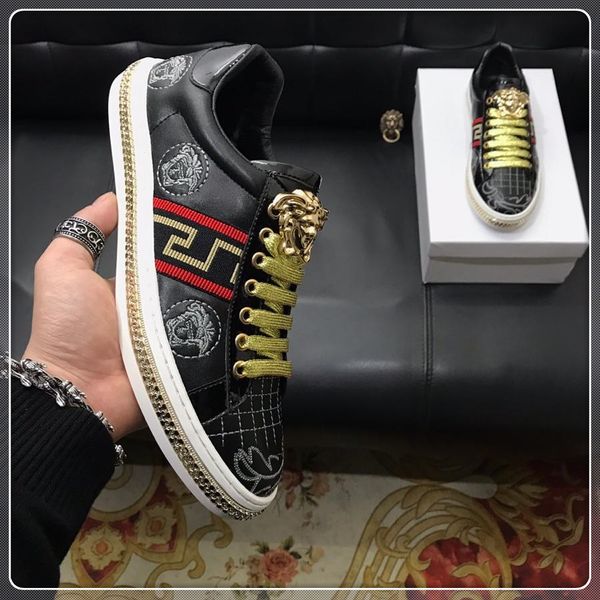 2019m new men s casual sneakers, low-cut luxury men s outdoor travel sneakers, fast delivery with original box packaging
2019m new men s casual sneakers, low-cut luxury men s outdoor travel sneakers, fast delivery with original box packaging