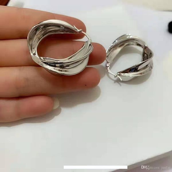 new arrivals luxury designer jewelry women earrings withe gold plated earrings for women fashion party jewelry ing, Silver
new arrivals luxury designer jewelry women earrings withe gold plated earrings for women fashion party jewelry ing, Silver