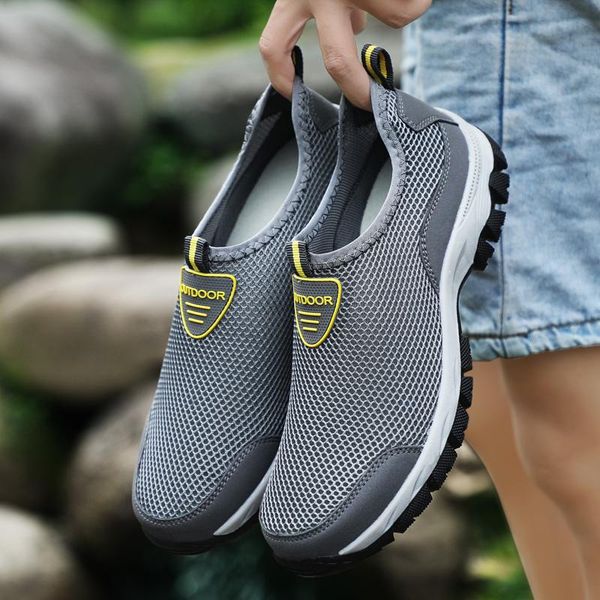men hard-wearing sneakers mesh casual shoes non-slip shoes 2018 summer breathable shoes, Black
men hard-wearing sneakers mesh casual shoes non-slip shoes 2018 summer breathable shoes, Black
