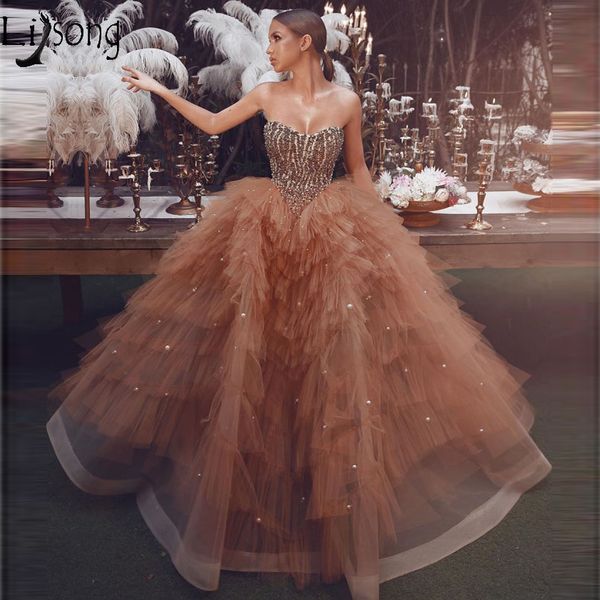 2020 crystal quinceanera платья sweet heart tieres бусины жемчужные развертки поезд длинные вечерние платья для sweet 15 vestidos de 15 anos, Blue;red
2020 crystal quinceanera платья sweet heart tieres бусины жемчужные развертки поезд длинные вечерние платья для sweet 15 vestidos de 15 anos, Blue;red