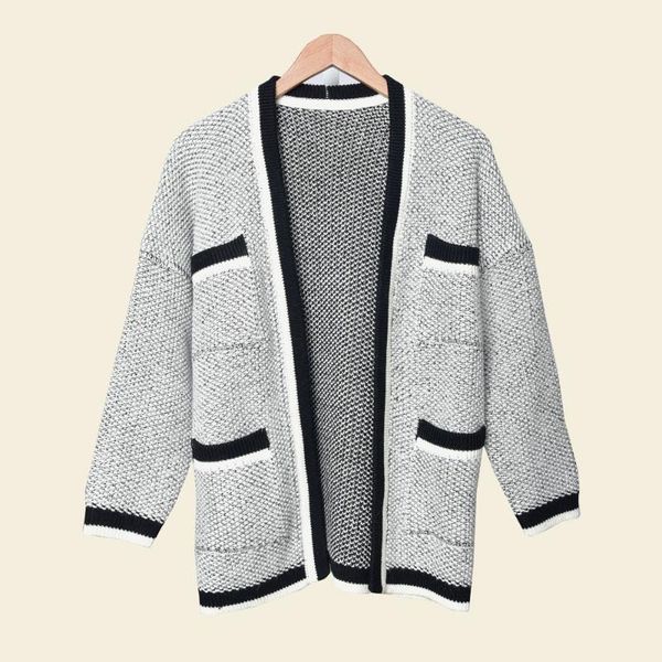 contrast color placket more pocket loose lazy knitting cardigan e19magda91015, White
contrast color placket more pocket loose lazy knitting cardigan e19magda91015, White