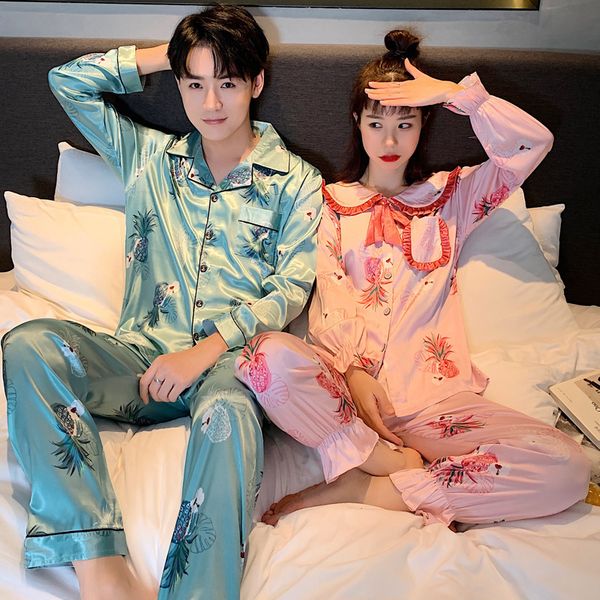 women's sleepwear 2021 spring and autumn male ms. couple long sleeved cardigan turndown collar silk tracksuit set his-and-hers clothes, Black;red
women's sleepwear 2021 spring and autumn male ms. couple long sleeved cardigan turndown collar silk tracksuit set his-and-hers clothes, Black;red