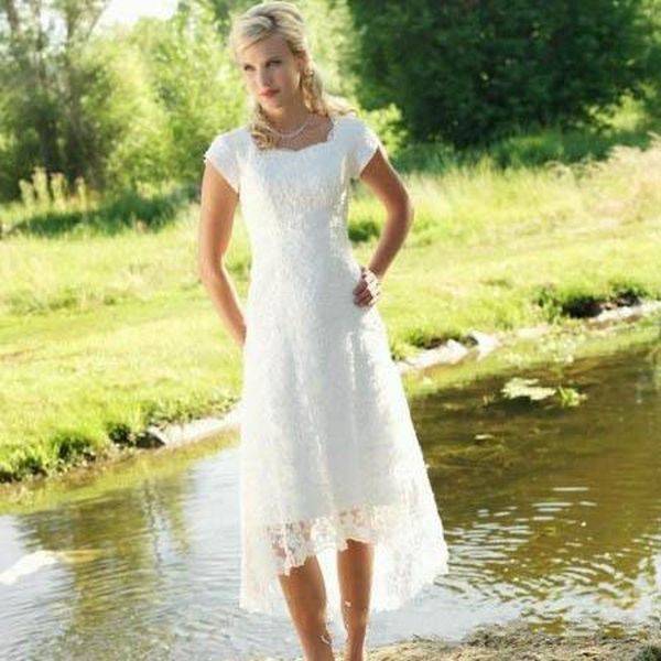 vintage lace country short wedding dresses square tea lenght high low boho beach bridal gowns bohemian style custom plus size, White
vintage lace country short wedding dresses square tea lenght high low boho beach bridal gowns bohemian style custom plus size, White