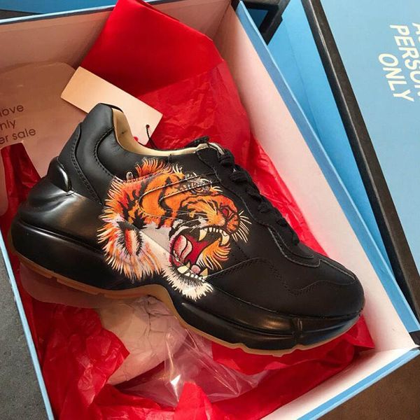 genuine leather sneakers man women shoes latest black fashion shoes size 35-44 model sd01
genuine leather sneakers man women shoes latest black fashion shoes size 35-44 model sd01