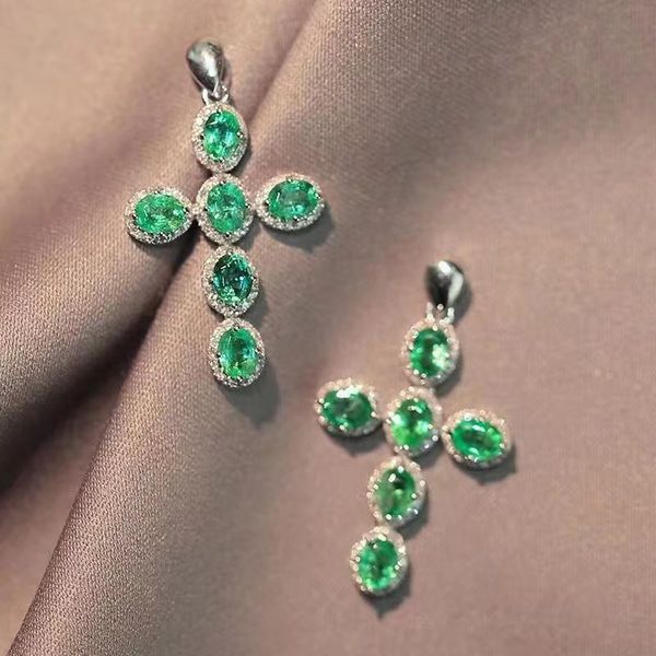 lockets natural green emerald pendant s925 silver gemstone necklace trendy elegant cross women girl party fine jewelry
lockets natural green emerald pendant s925 silver gemstone necklace trendy elegant cross women girl party fine jewelry