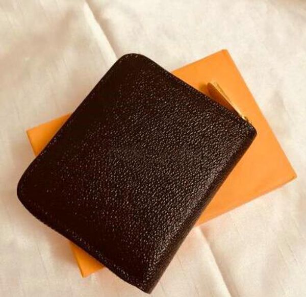 new designer 2019 red famous designer wallet women men fashion short purse money bags pu classicmen purse card holders wallet, Red;black
new designer 2019 red famous designer wallet women men fashion short purse money bags pu classicmen purse card holders wallet, Red;black