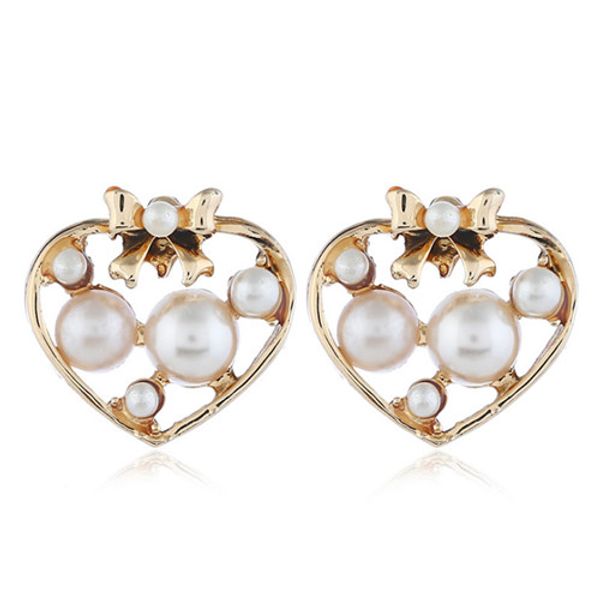 wholesale 10 pairs gold plated love heart imitation pearl stud earrings for women romantic style jewelry, Golden;silver
wholesale 10 pairs gold plated love heart imitation pearl stud earrings for women romantic style jewelry, Golden;silver