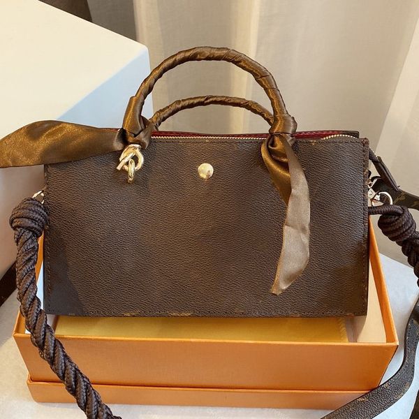 lady handbags purses women shoulder bag coin purse fashion interior zipper woven rope shoulder strap send silk scarf handbag
lady handbags purses women shoulder bag coin purse fashion interior zipper woven rope shoulder strap send silk scarf handbag
