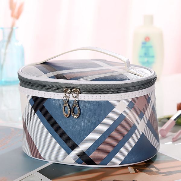 fashion diagonal ladies mobile cosmetic bag creative print storage bag large-capacity travel portable wash
fashion diagonal ladies mobile cosmetic bag creative print storage bag large-capacity travel portable wash