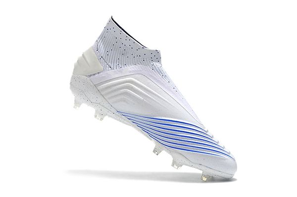 2020 high pre dator 19+ fg knitted white blue leather outdoor shoes men women shoes size 35-45
2020 high pre dator 19+ fg knitted white blue leather outdoor shoes men women shoes size 35-45