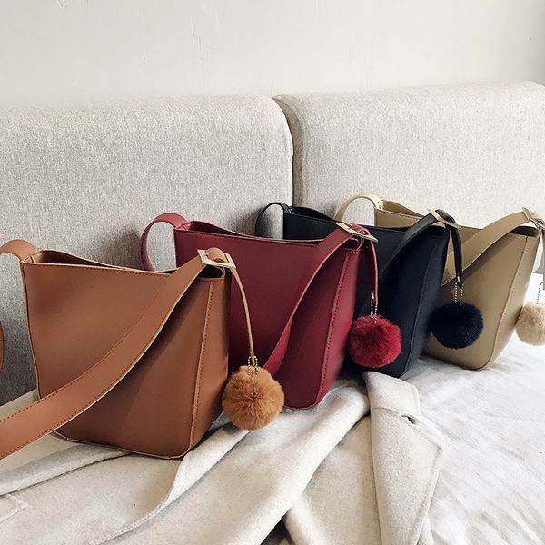 lady bucket bags women leather messenger bag ladies designer bag fashion corssbody bags for women bolsas de mujer
lady bucket bags women leather messenger bag ladies designer bag fashion corssbody bags for women bolsas de mujer