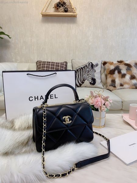 women classic handbags inclined shoulder bag chain shoulder strap latest leather handbag fashion first choice
women classic handbags inclined shoulder bag chain shoulder strap latest leather handbag fashion first choice