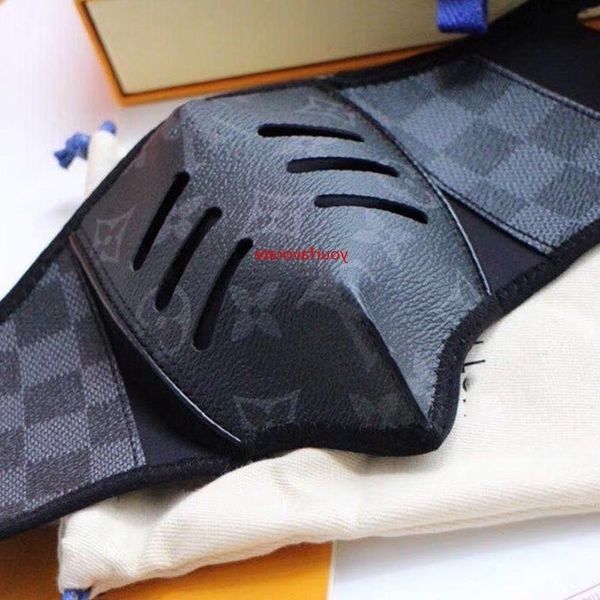 brand new high-grade leather masks, fashionable male and female brand masks, bicycle windproof masks with box
brand new high-grade leather masks, fashionable male and female brand masks, bicycle windproof masks with box