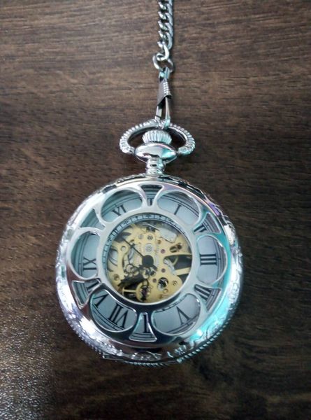 wholesale 20pcs/lot men perspective hollow mechanical watches mechanical roman pocket watch pw002, Slivery;golden
wholesale 20pcs/lot men perspective hollow mechanical watches mechanical roman pocket watch pw002, Slivery;golden