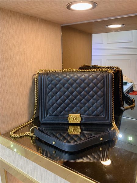 louissYSLhandbag ретро кожаный мешок плеча сумочку дизайнеров сумка косые Сумка с ключом блокировки
louissYSLhandbag ретро кожаный мешок плеча сумочку дизайнеров сумка косые Сумка с ключом блокировки