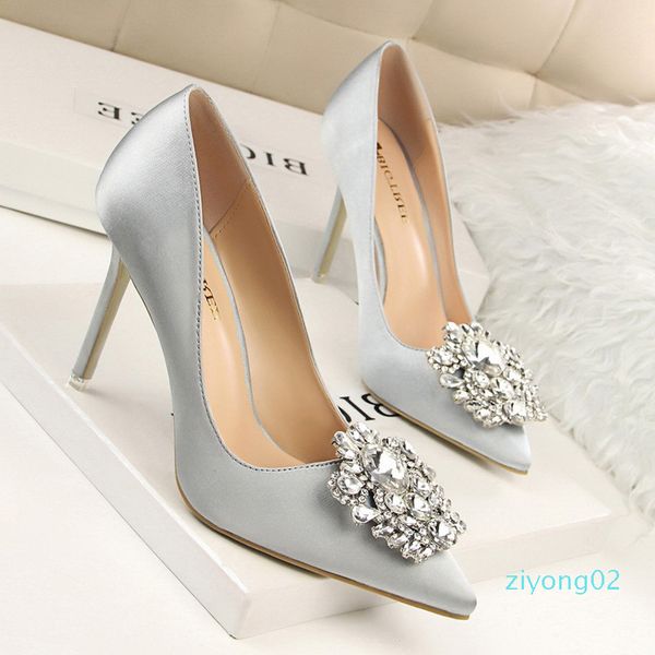 goddess2019 на высоких каблуках к красному плоскому дну свадьбы женщина rhinestone marry китайского стиля нового невесты обувь sharp fine с, Black
goddess2019 на высоких каблуках к красному плоскому дну свадьбы женщина rhinestone marry китайского стиля нового невесты обувь sharp fine с, Black