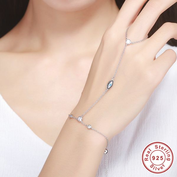 925 sterling silver finger bracelet & bangle with zircon stone for women hands fine jewelry,s925 adjustable link chain bracelets, Golden;silver
925 sterling silver finger bracelet & bangle with zircon stone for women hands fine jewelry,s925 adjustable link chain bracelets, Golden;silver