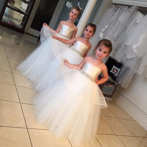 girl's dresses flower girl white spaghetti straps beaded sashes tulle sweep train lovely simple style first communion for girls, Red;yellow
girl's dresses flower girl white spaghetti straps beaded sashes tulle sweep train lovely simple style first communion for girls, Red;yellow