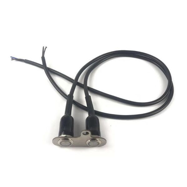 handlebar single switch motor adjustable parts on/off button 12v/5a red/blue light colors options for racing electric motor 35x3
handlebar single switch motor adjustable parts on/off button 12v/5a red/blue light colors options for racing electric motor 35x3