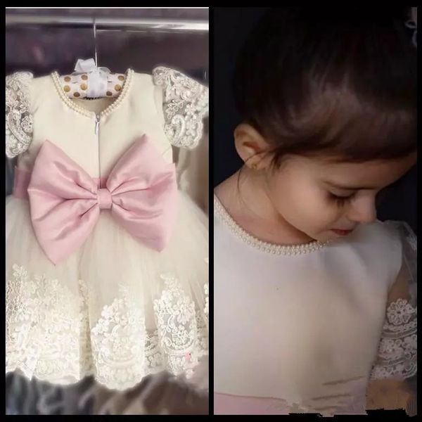 ball gown flower girls dresses for weddings lace illusion white jewel neck short sleeve party birthday dress children girl pageant, White;blue
ball gown flower girls dresses for weddings lace illusion white jewel neck short sleeve party birthday dress children girl pageant, White;blue