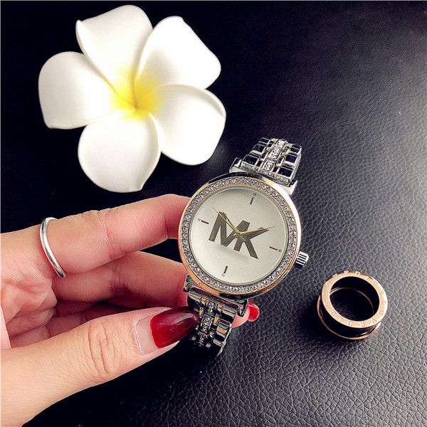 mens sport watches new luxury stainless steel trend waterproof watch price japan, Slivery;black
mens sport watches new luxury stainless steel trend waterproof watch price japan, Slivery;black