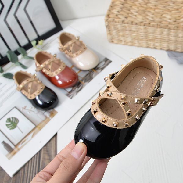 2020 new children's shoes spring fashion rivet baby girls princess shoes toddler girls leather 1-3 years old
2020 new children's shoes spring fashion rivet baby girls princess shoes toddler girls leather 1-3 years old