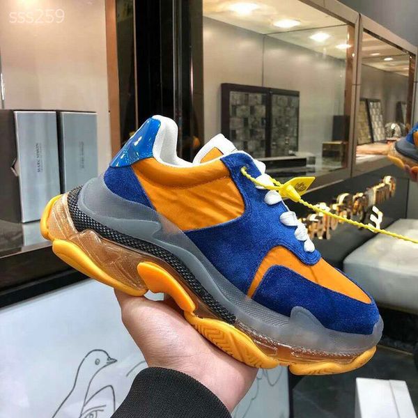2020 luxurys sneaker fashionable outdoor sneakers casual shoes women for men temperament multicolor colors shoe size 35-45, Black
2020 luxurys sneaker fashionable outdoor sneakers casual shoes women for men temperament multicolor colors shoe size 35-45, Black